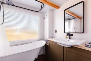 Near Zion • Modern Tiny Home • Hiking & MTB Access - Image 4