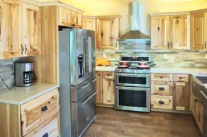 Corny's Hidden Gem: Luxe Cabin on the South Shore - Image 4