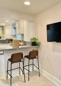 Rose Suite #2 at Magnolia Court - Image 3