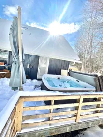 Quinn Hollow: Catskills Cabin | Hot Tub · Fire Pit - Image 4