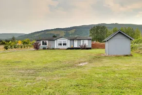 Serene Sequim Retreat w/ Deck: Pets Welcome! - Image 3