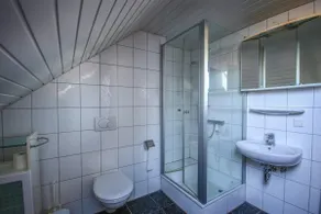 Double room for 2 guests with 12m² in Meppen (95954) - Image 4