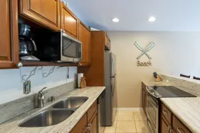 2 Bedroom Kapaa Condo, Pool, AC, Beach Access KK116 - Image 2