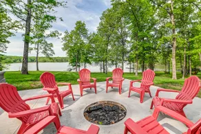 Modern Kentucky Lake Home w/ Deck, Dock, View - Image 2
