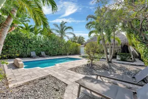 Daddy House-victoria Park With Pool - Image 3