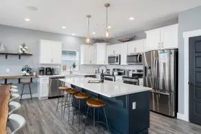 Large-group Retreat w/Hot Tub, 2 Kitchens, Grill - Image 3