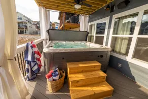 Large-group Retreat w/Hot Tub, 2 Kitchens, Grill - Image 5