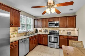 BBQ Grill | Private Patio | Parking | Pets Allowed - Image 3