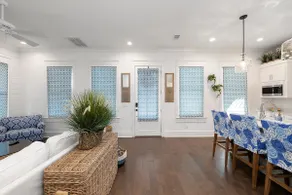 Gorgeous 4 bed/3.5 bath Home with Private Pool - Image 4