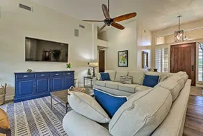 Patio, Playground! Glendale Family Gem Near Golf - Image 5
