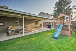 Family-Friendly Home, 6 Mi to Riverwalk Plaza - Image 3