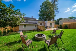 New Stylish Beach Home near Stamford Downtown/Cove Beach/ 40 min to NYC - Image 2