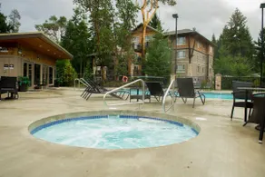 Sunrise Ridge Waterfront Resort - Image 2