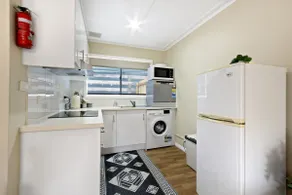 Perfect Lake Getaway · 2-Bed Metung Flat (4) - Image 5