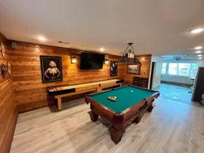 6BR/5Bath Single Story Lake Front Home at Cedar Creek with 3 ensuites &  huge patio - Image 5
