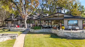 6BR/5Bath Single Story Lake Front Home at Cedar Creek with 3 ensuites &  huge patio - Image 2