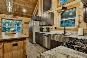 Luxury Creekside~ Hot Tub | Game Room | Fire Pit | Sleeps 8 - Image 5