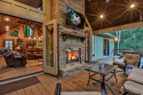Luxury Creekside~ Hot Tub | Game Room | Fire Pit | Sleeps 8 - Image 2