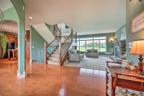 Blue Birds Perch: Stunning Home on Private Hilltop - Image 5