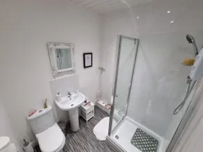 Rose Apartment 2-Bed Apt Sleeps 4 Town Centre Ayr - Image 5