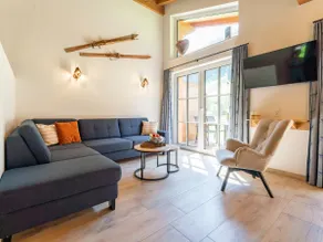 Luxury chalet with private garden and sauna - Image 4