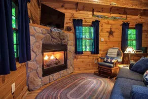 Beechwood Cabin near Ash Cave - Image 5