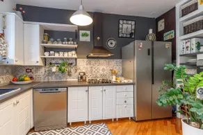 Cozy Home with Private Garden - Happy Rentals - Image 5
