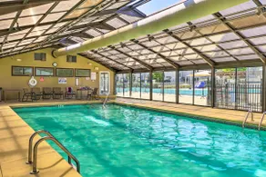 Watefront Branson Condo w/ Screened-In Balcony! - Image 4