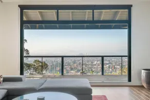 Luxury 3BR Hillside Retreat wAC Panoramic View - Image 3