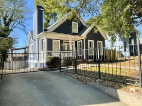 Gated Driveway, King Suite near Benz, Tech,Midtown - Image 2