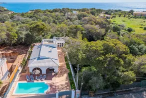 Ferienhaus \"Villa Abril\" mit Bergblick, Pool, & WLAN - Image 4