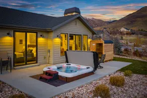 Near 3 Ski Resorts, Hot Tub, Sauna & Game Room! - Image 3