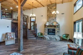 'Eagle Crest Lodge' - Large Group Getaway! - Image 5