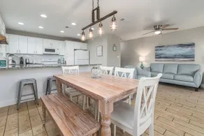 100 ft to sand, Corner unit, Hot Tub, Garden view - Image 2