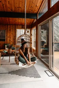 Mid-Century Perfect Romantic Getaway Hot Tub|Sauna - Image 4