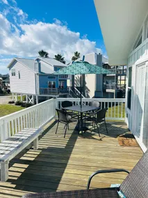 Lagoon Access, Short Walk to Beach, Sleeps 10! - Image 5