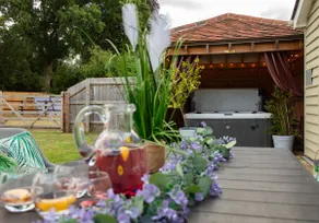 Toppesfield Hall Luxury Cottage With Hot Tub - Image 2