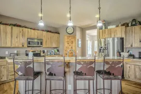 Nature's Oasis, 4BD Ranch Retreat, Hot tub! - Image 4
