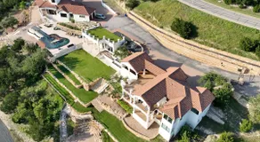Austin Guitar Pool | 87.5 FT Guitar Pool - Image 2