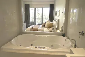 Peppers Balé Luxury Beach Accommodation Kingscliff - privately let - Image 3