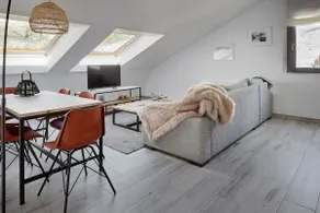 Irissa by FeelFree Rentals - Image 3
