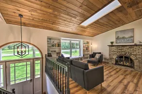 Lake Nagawicka Home - 2 Blocks to Boat Launch - Image 4