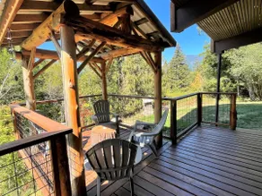 Valley View Cabin | AC, Fireplace, BBQ, Mt. View - Image 3