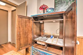 ‘Chicago Creek B & B‘: 1 Mi to Mt Blue Sky! - Image 4