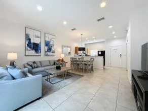 Amazing Townhouse close to Disney 2 Bed 2,5 Bath townhouse - Image 3