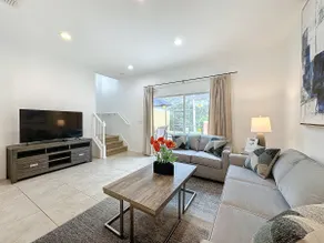 Amazing Townhouse close to Disney 2 Bed 2,5 Bath townhouse - Image 4