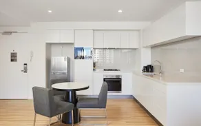 Convenient Located affordable 1 bedroom Apartment - Image 3