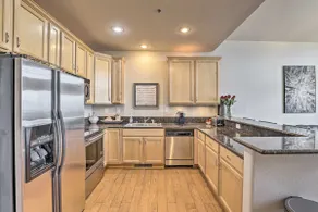 7 Mi to Slopes: Main Street Condo in Dillon - Image 5