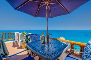 Oceanfront villa w One of a kind Amazing View - Image 3
