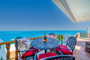 Oceanfront villa w One of a kind Amazing View - Image 4